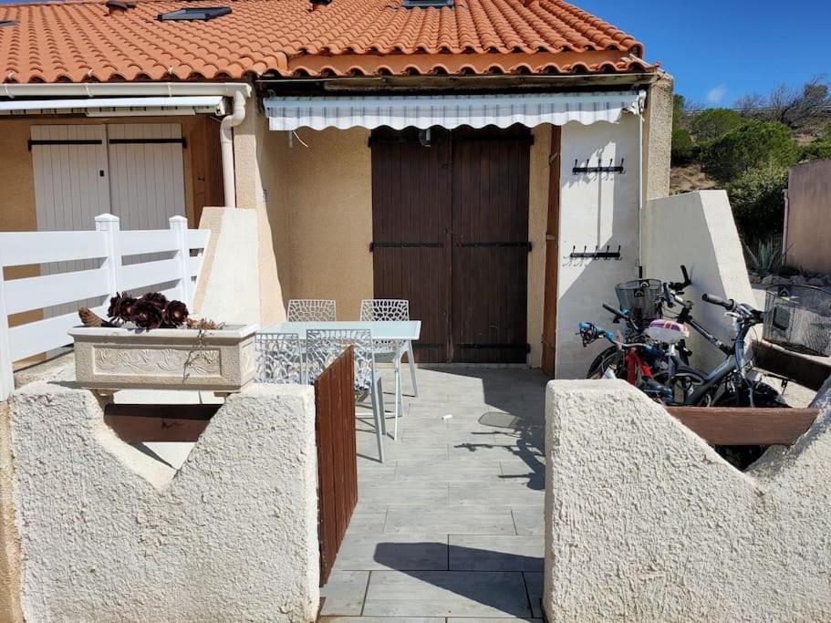 Maisonnette Entre Etang Et Plage Лёкат Экстерьер фото
